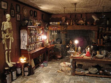 Lovecraftian dark witch home